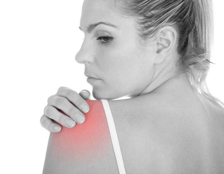 douleur à l'épaule due à l'arthrose